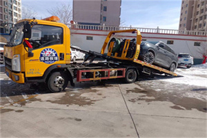 南华救援拖车费用怎么算