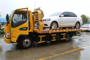 南华附近拖车救援24小时服务热线